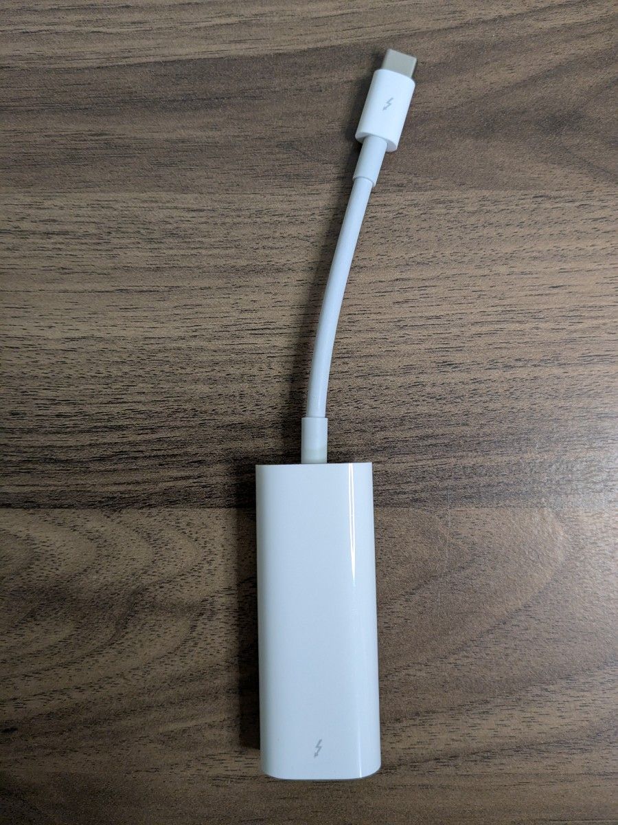 Apple Thunderbolt 3（USB-C）- Thunderbolt 2アダプタ A1790
