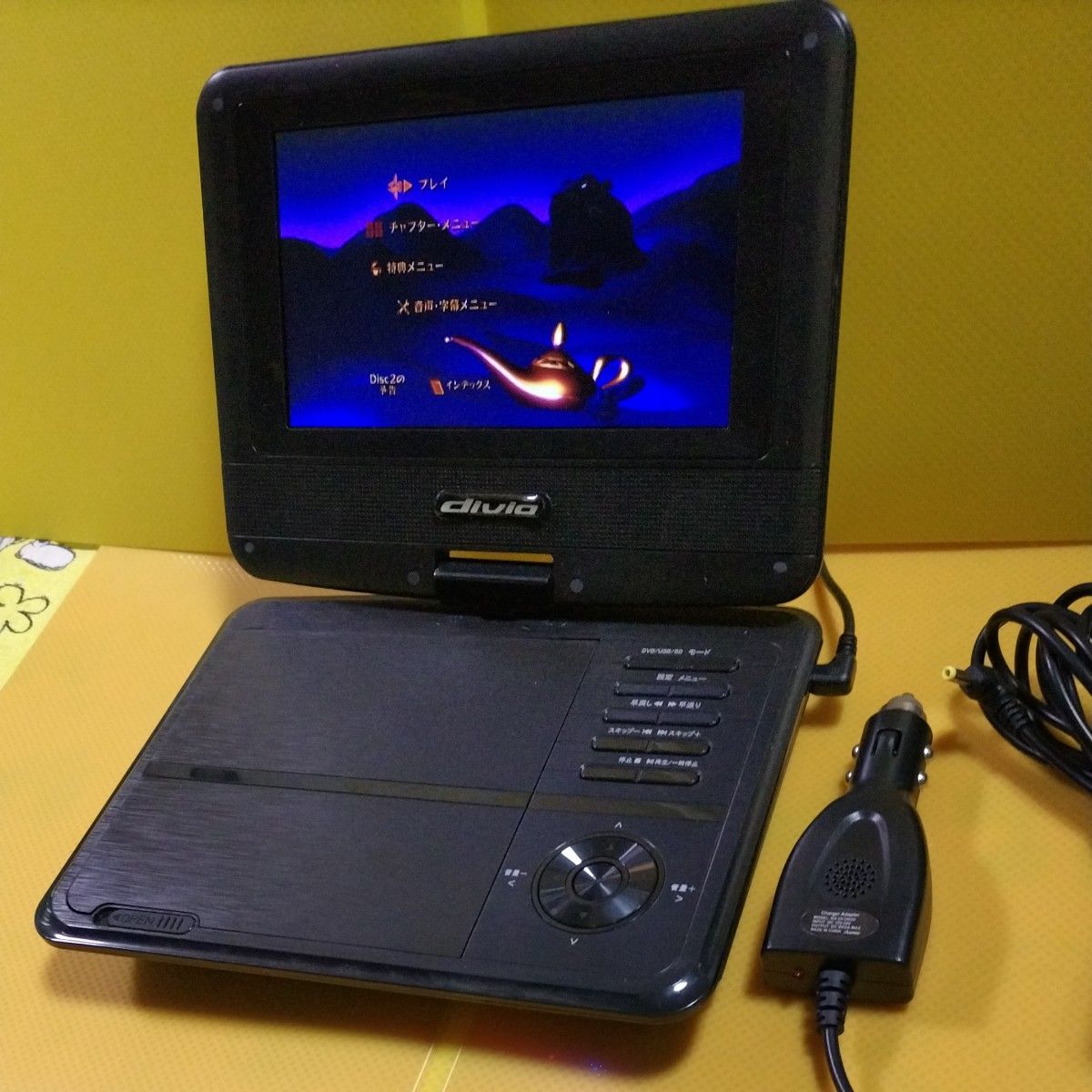 KAIHOU 7インチワイドポータブルDVDプレーヤー(バッテリー付 KAIHOU 7インチワイドポータブルDVDプレーヤー(バッテリー付