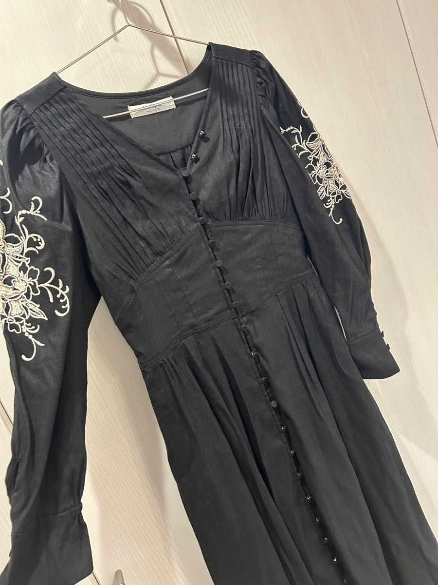 ハーリップトゥ Jacaranda Linen-Blend Dress 刺繍ワンピース 黒 ハーリップトゥ Jacaranda Linen-Blend Dress 刺繍ワンピース 黒