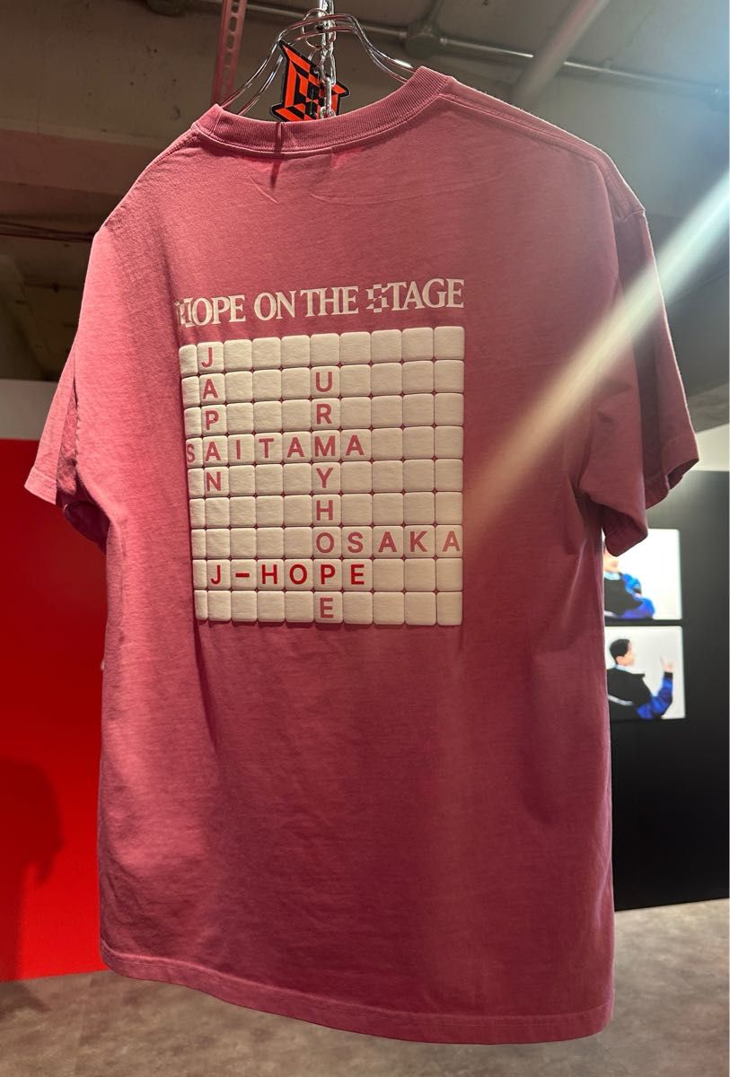 BTS J-HOPE ホビ HOPE ON THE STAGE in JAPAN Tシャツ ピンク L BTS J-HOPE ホビ HOPE ON THE STAGE in JAPAN Tシャツ ピンク L