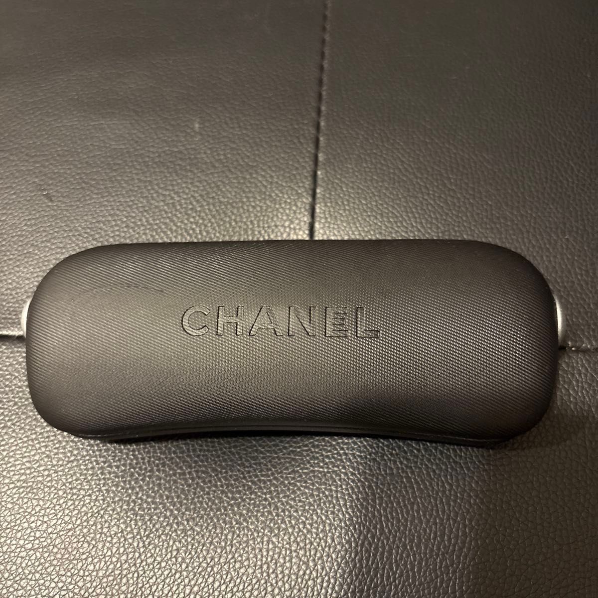 シャネル CHANEL 眼鏡ケース サングラスケース クロス付き シャネル CHANEL 眼鏡ケース サングラスケース クロス付き