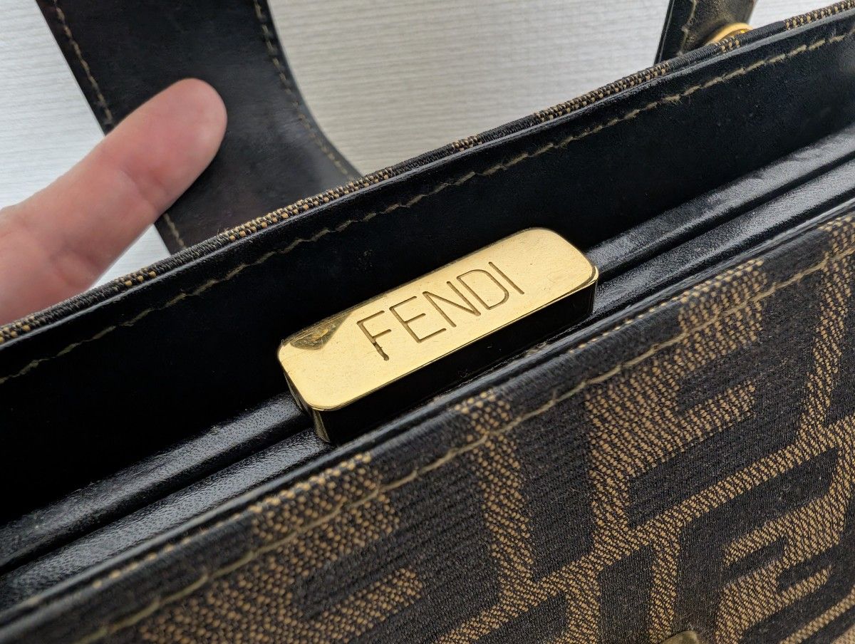 超激レア/美品』FENDI ズッカ ハンドバッグ 2WAY ショルダー 超激レア/美品』FENDI ズッカ ハンドバッグ 2WAY ショルダー
