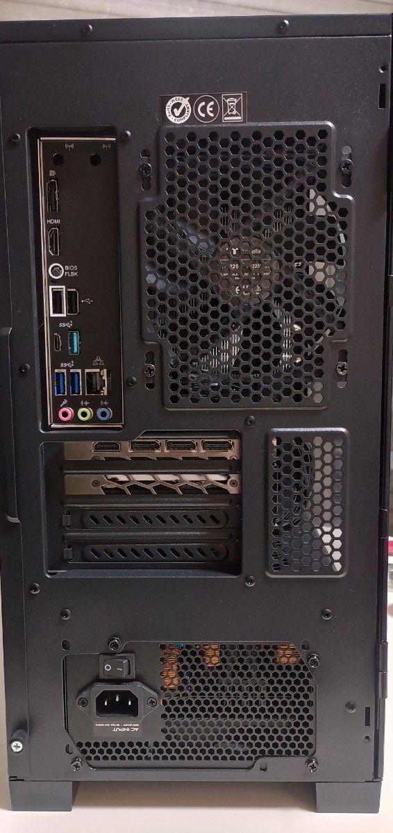 RTX5070ti 新品パーツ構成 ゲーミングPC Ryzen7 9700x メモリ RTX5070ti 新品パーツ構成 ゲーミングPC Ryzen7 9700x メモリ