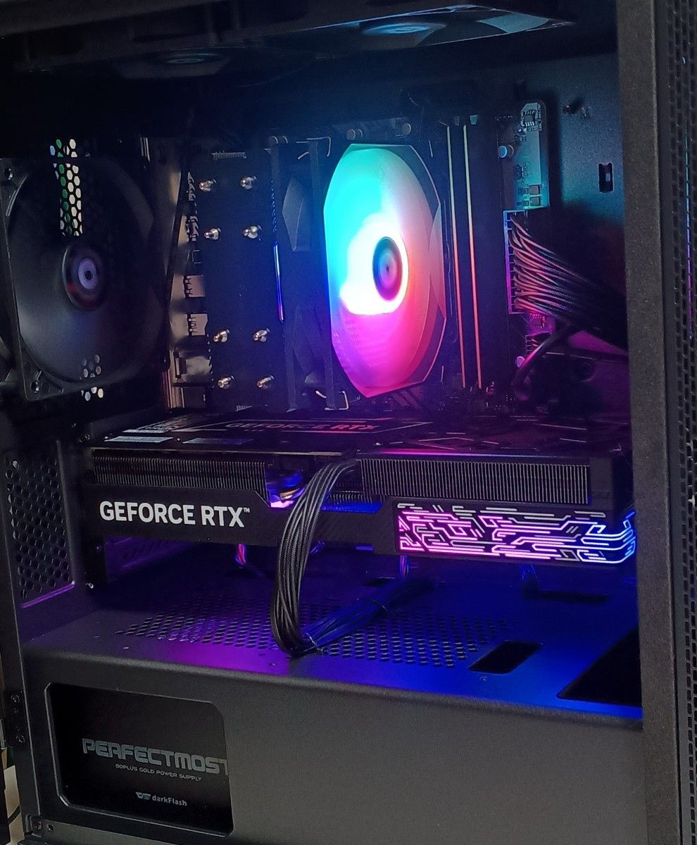 RTX5070ti 新品パーツ構成 ゲーミングPC Ryzen7 9700x メモリ RTX5070ti 新品パーツ構成 ゲーミングPC Ryzen7 9700x メモリ