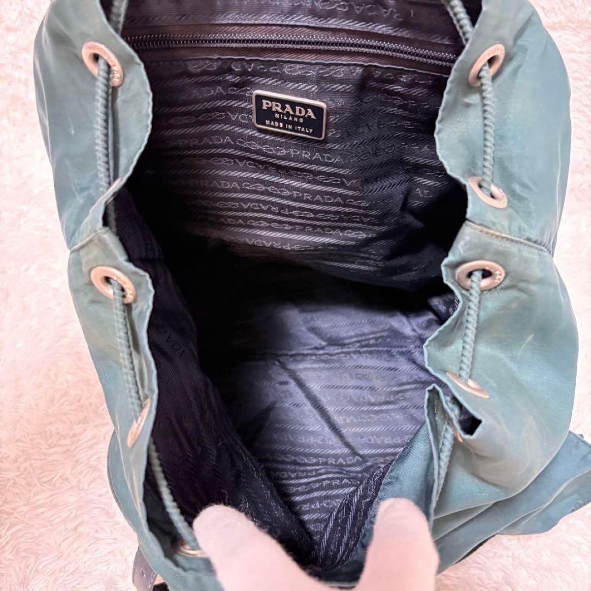 PRADA プラダ リュック バッグ ナイロン レザー 三角ロゴ グリー PRADA プラダ リュック バッグ ナイロン レザー 三角ロゴ グリー