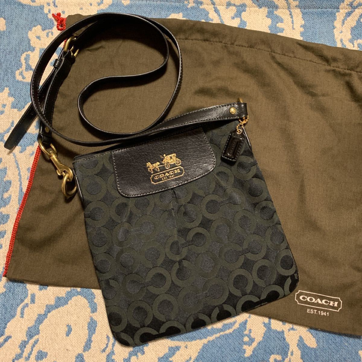 Paypayフリマ Coach コーチ ショルダーバッグ 黒
