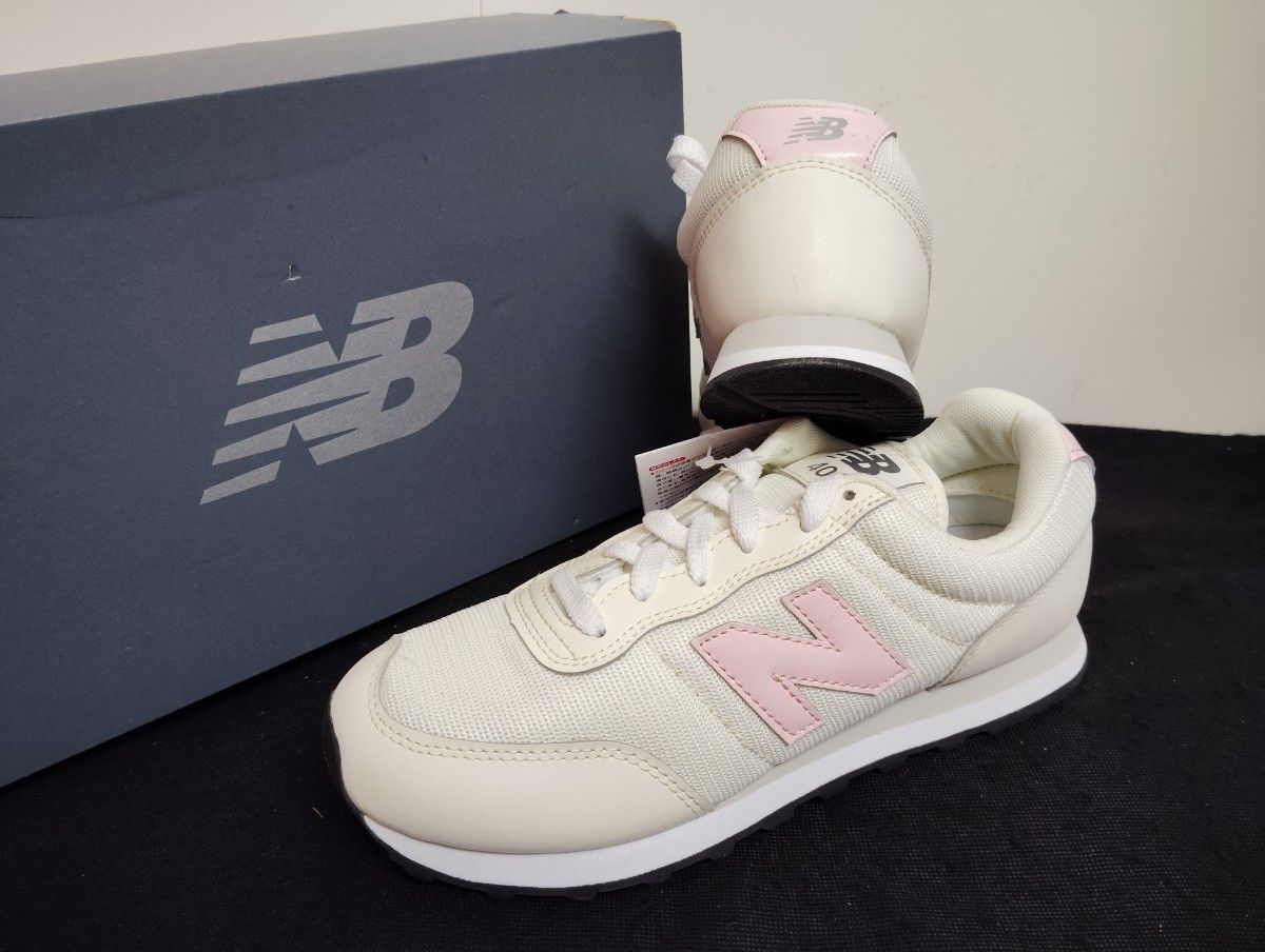 新品未使用品25cmニューバランス(newbalance)レディース 新品未使用品25cmニューバランス(newbalance)レディース