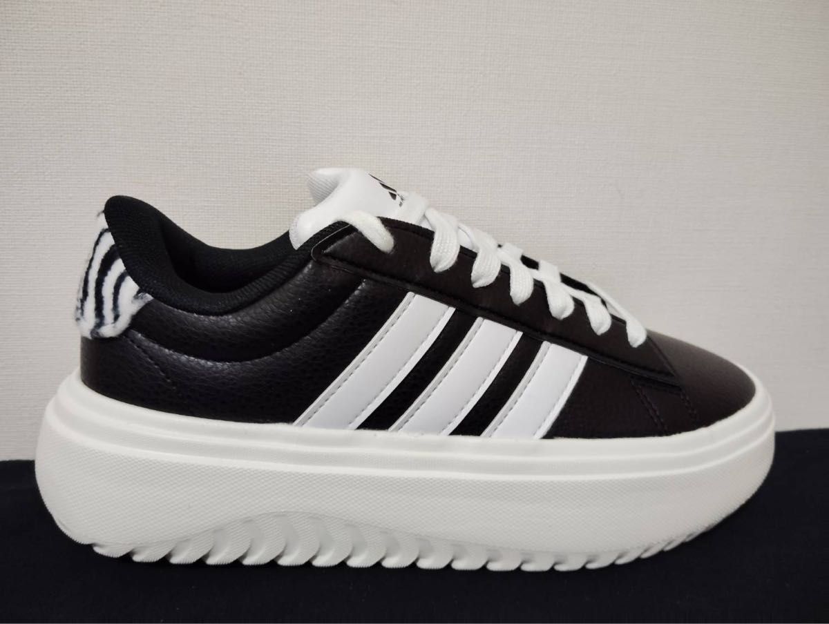 新品25cmアディダスadidasレディース厚底スニーカーグランド 新品25cmアディダスadidasレディース厚底スニーカーグランド