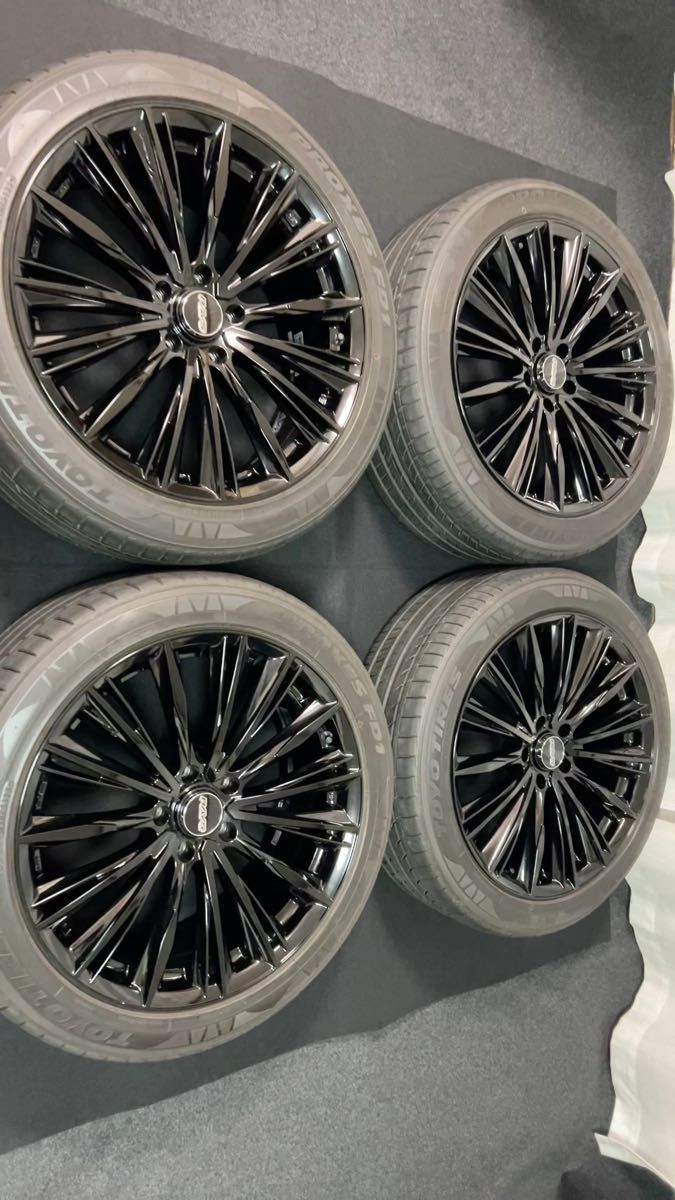 40アルファード RAYS VERSUS VOUGE 245/45R20 レイズ ヴェルサス TOYOTIRES