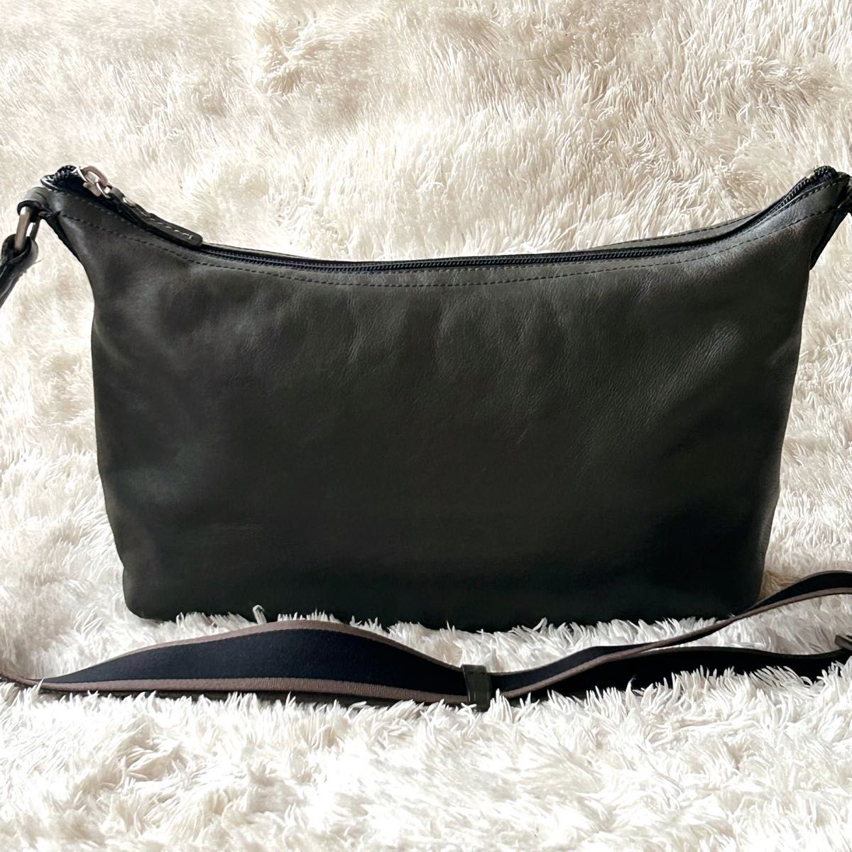 美品 COACH コーチ ショルダーバッグ ヘリテージ レザー 美品 COACH コーチ ショルダーバッグ ヘリテージ レザー