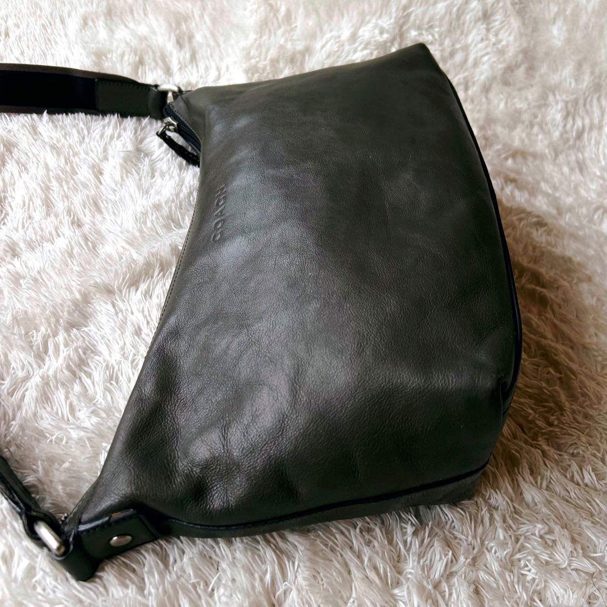 美品 COACH コーチ ショルダーバッグ ヘリテージ レザー 美品 COACH コーチ ショルダーバッグ ヘリテージ レザー