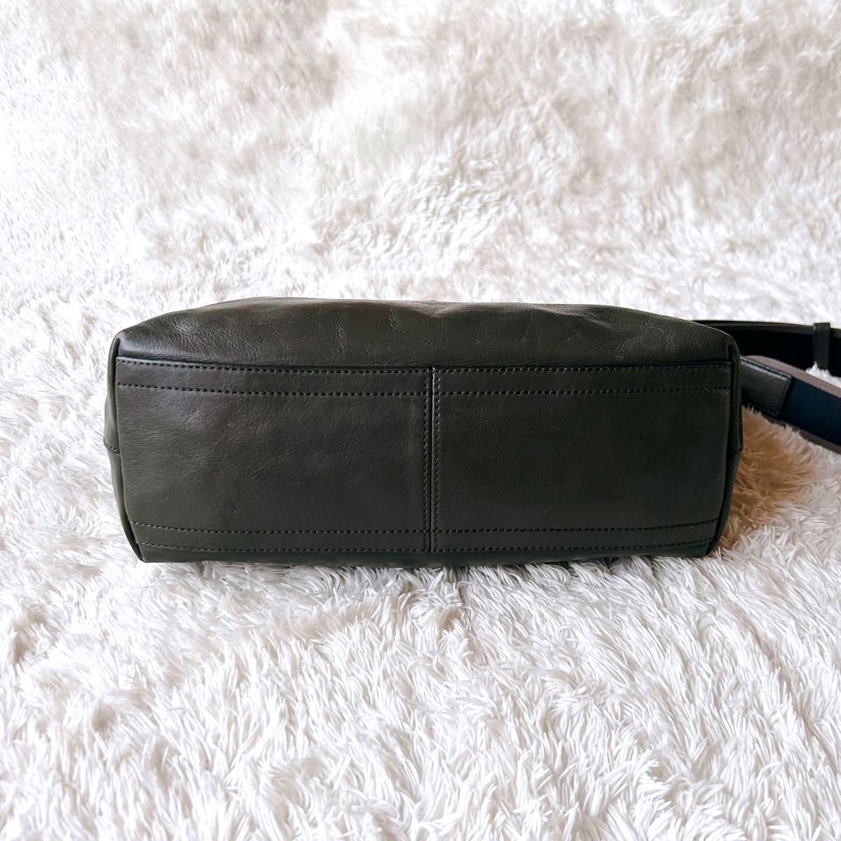美品 COACH コーチ ショルダーバッグ ヘリテージ レザー 美品 COACH コーチ ショルダーバッグ ヘリテージ レザー
