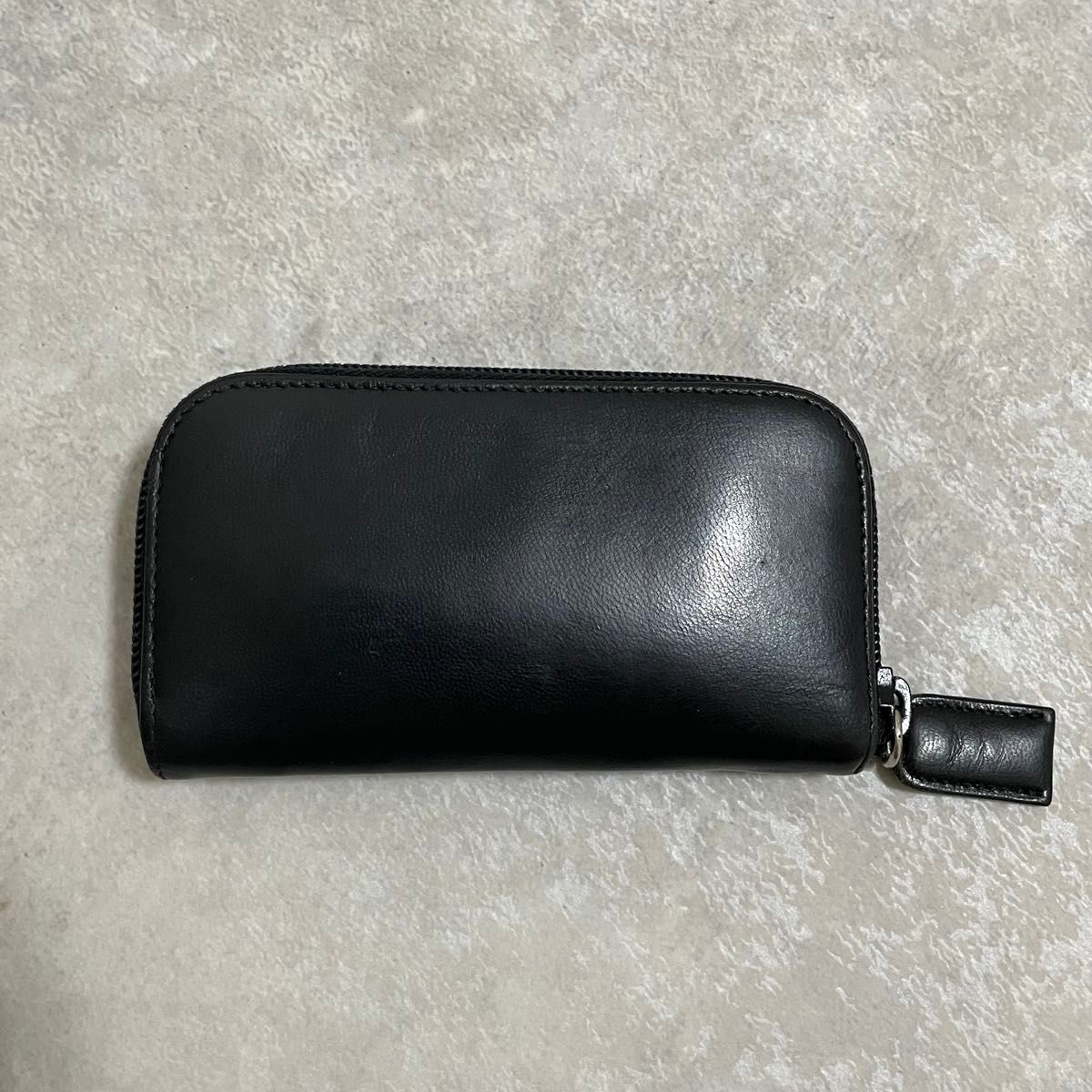 希少 PRADA プラダ ラウンドジップ キーケース 6連 レザー 希少 PRADA プラダ ラウンドジップ キーケース 6連 レザー