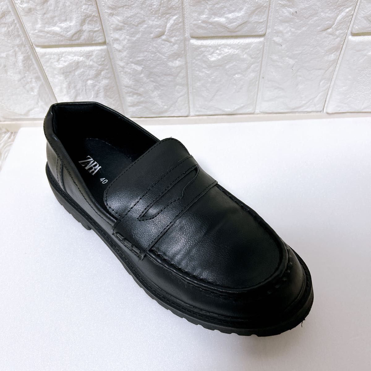 ZARA コインローファー 厚底 ブラック ボリュームソール 25 5 黒 ZARA コインローファー 厚底 ブラック ボリュームソール 25 5 黒
