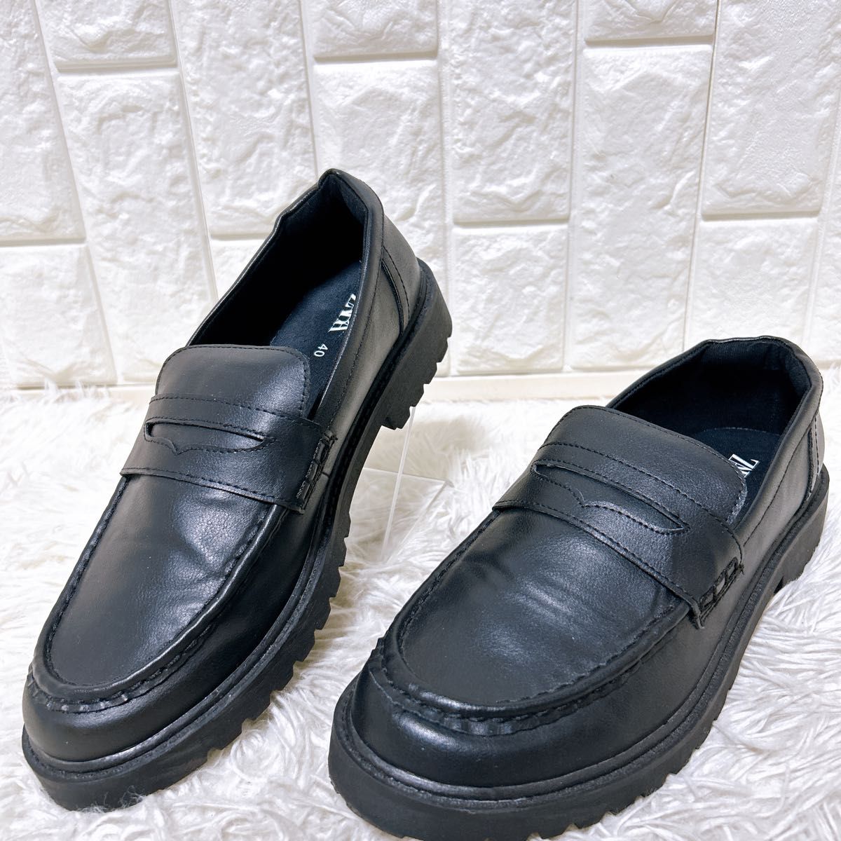 ZARA コインローファー 厚底 ブラック ボリュームソール 25 5 黒 ZARA コインローファー 厚底 ブラック ボリュームソール 25 5 黒