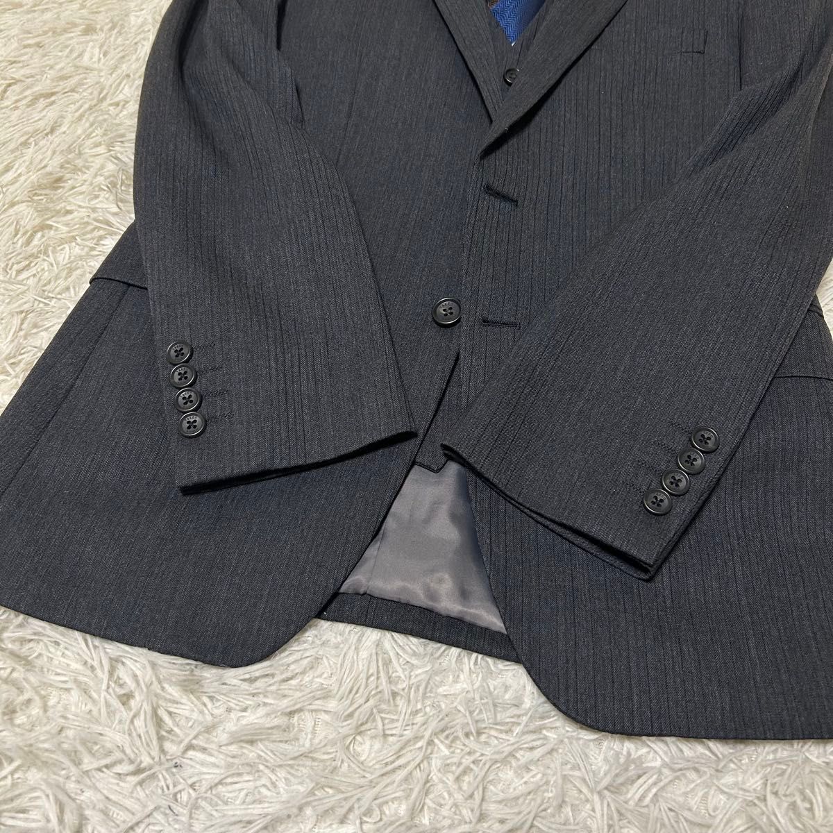 美品 タケオキクチ 赤タグ 最高級ライン スリーピース スーツ 美品 タケオキクチ 赤タグ 最高級ライン スリーピース スーツ