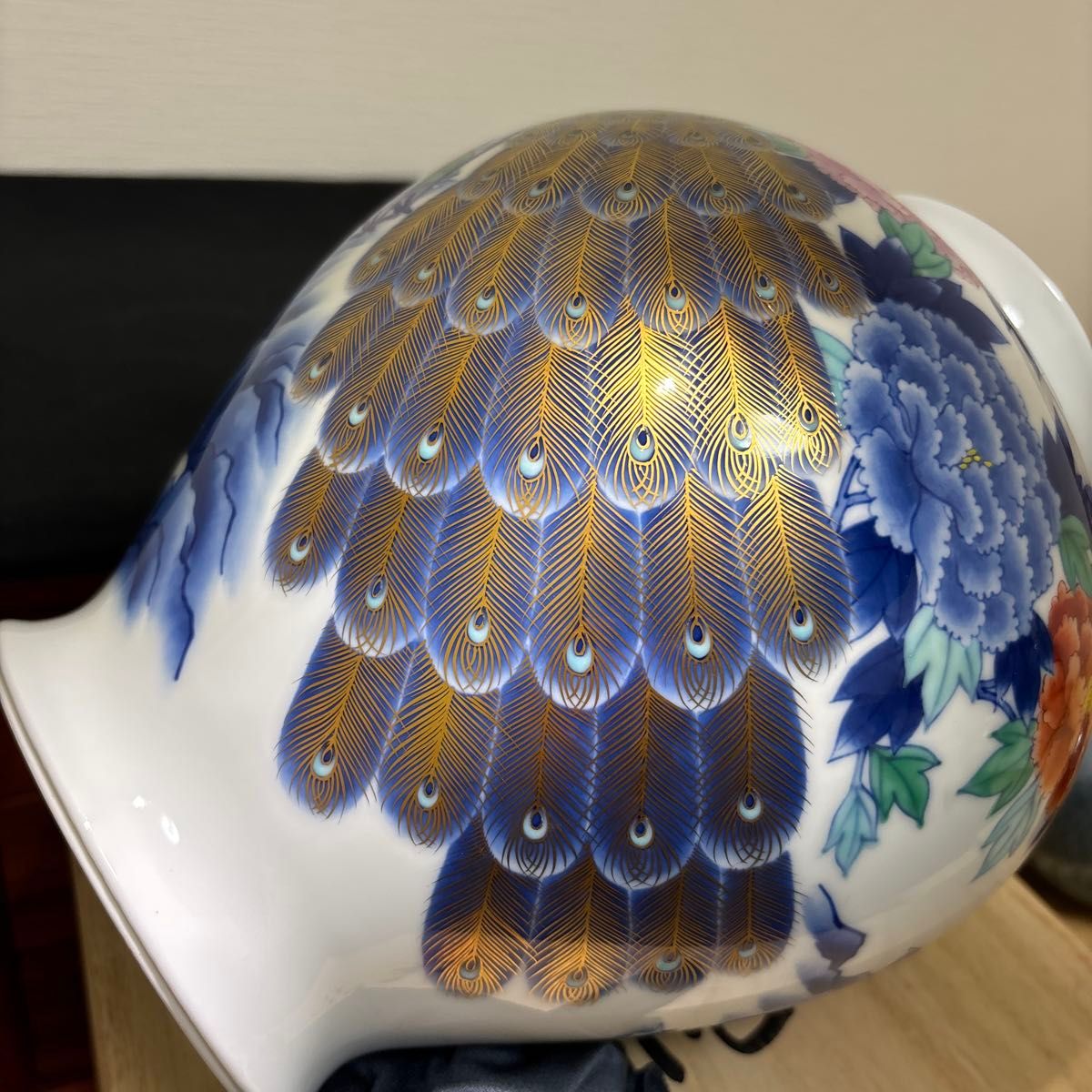 香蘭社 オールド香蘭社 花瓶 染錦孔雀牡丹 磁器 金彩 花器 花入 香蘭社 オールド香蘭社 花瓶 染錦孔雀牡丹 磁器 金彩 花器 花入