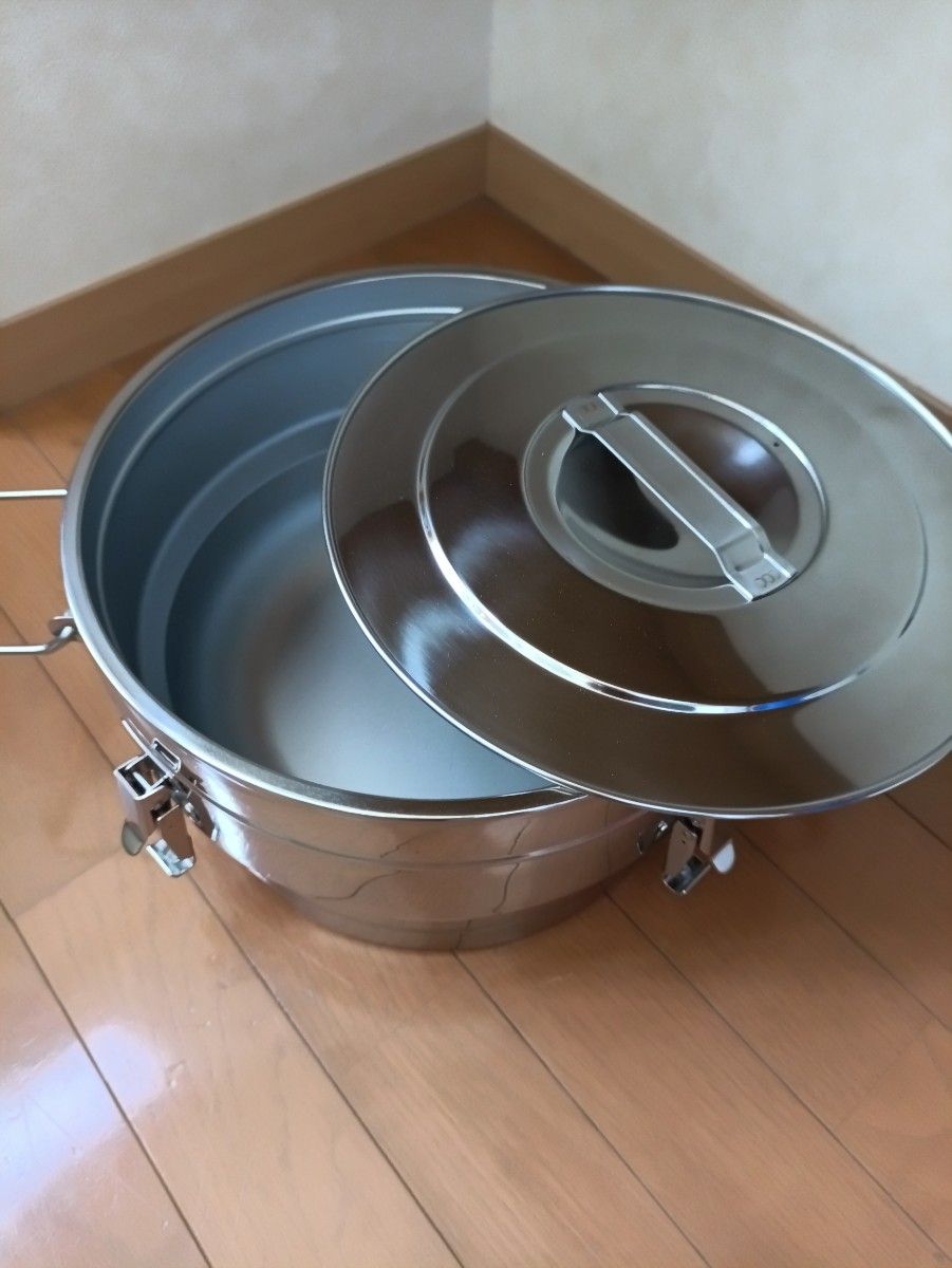 18-8 保温二重汁食缶 クリップ無 6L【燕三条産】 昭和レトロ 18-8 保温二重汁食缶 クリップ無 6L【燕三条産】 昭和レトロ