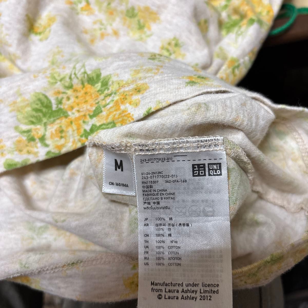 UNIQLO LAURA ASHLEY 花柄 Tシャツ/Mサイズ|Yahoo!フリマ(旧 UNIQLO LAURA ASHLEY 花柄 Tシャツ/Mサイズ|Yahoo!フリマ(旧