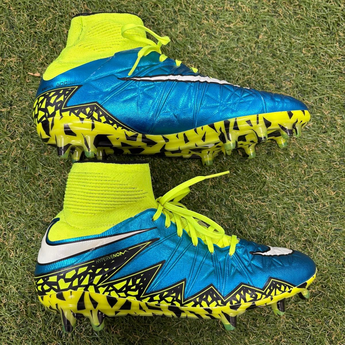 即日発送 希少 未使用品】NIKE ハイパーヴェノム ファントム2 FG 即日発送 希少 未使用品】NIKE ハイパーヴェノム ファントム2 FG