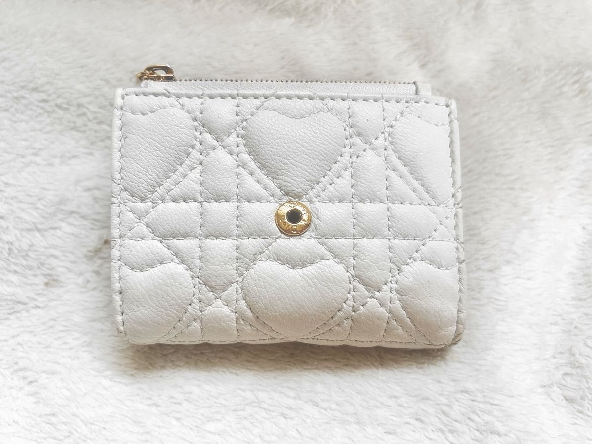 日本限定 Dior Caro Hibiscus ウォレット|Yahoo!フリマ(旧 日本限定 Dior Caro Hibiscus ウォレット|Yahoo!フリマ(旧