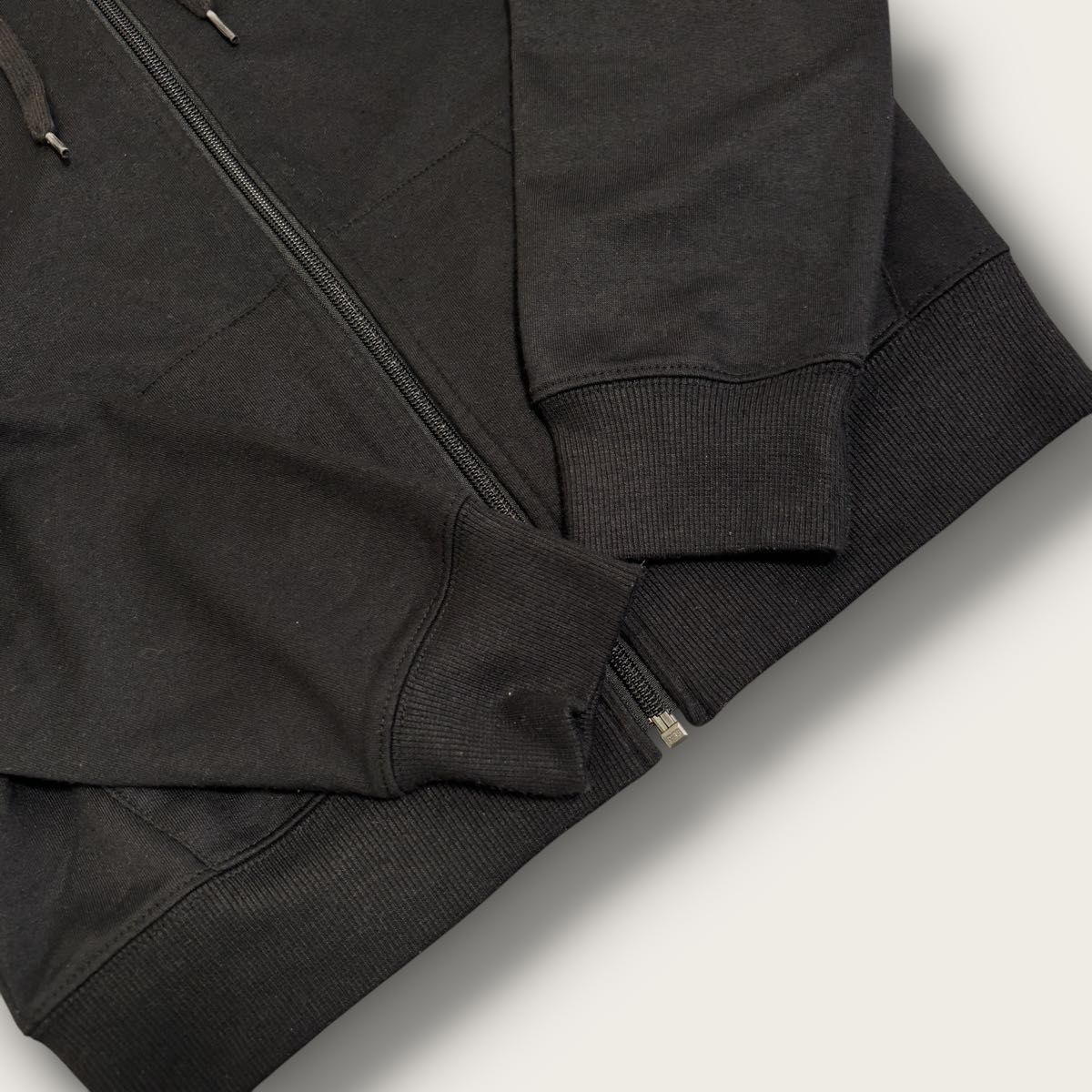 古着 00s STUSSY ジップパーカー フーディ 短丈 シャネル y2k 古着 00s STUSSY ジップパーカー フーディ 短丈 シャネル y2k