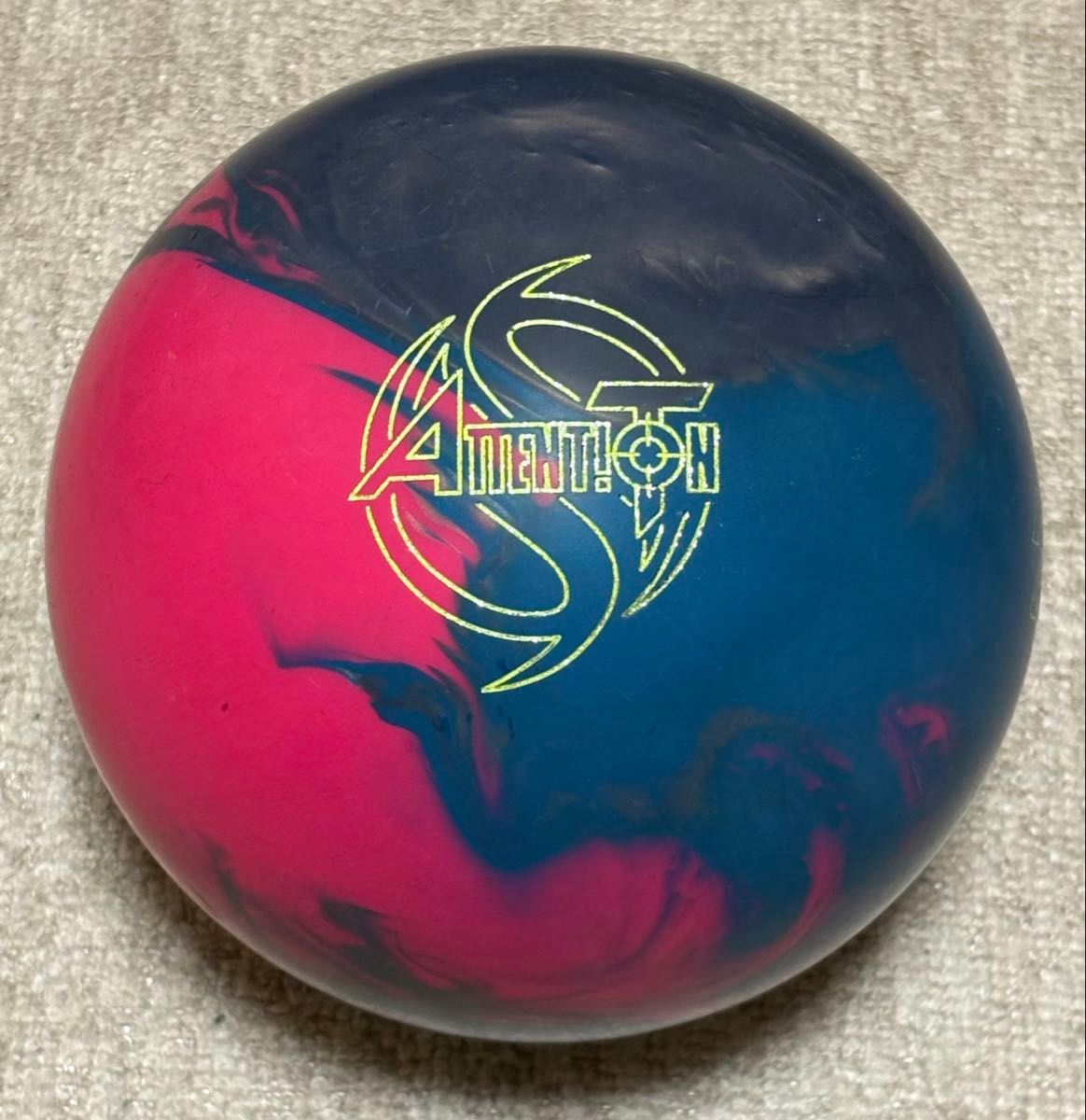 アテンションT 15p 2oz ロトグリップ ボウリングボール アテンションT 15p 2oz ロトグリップ ボウリングボール
