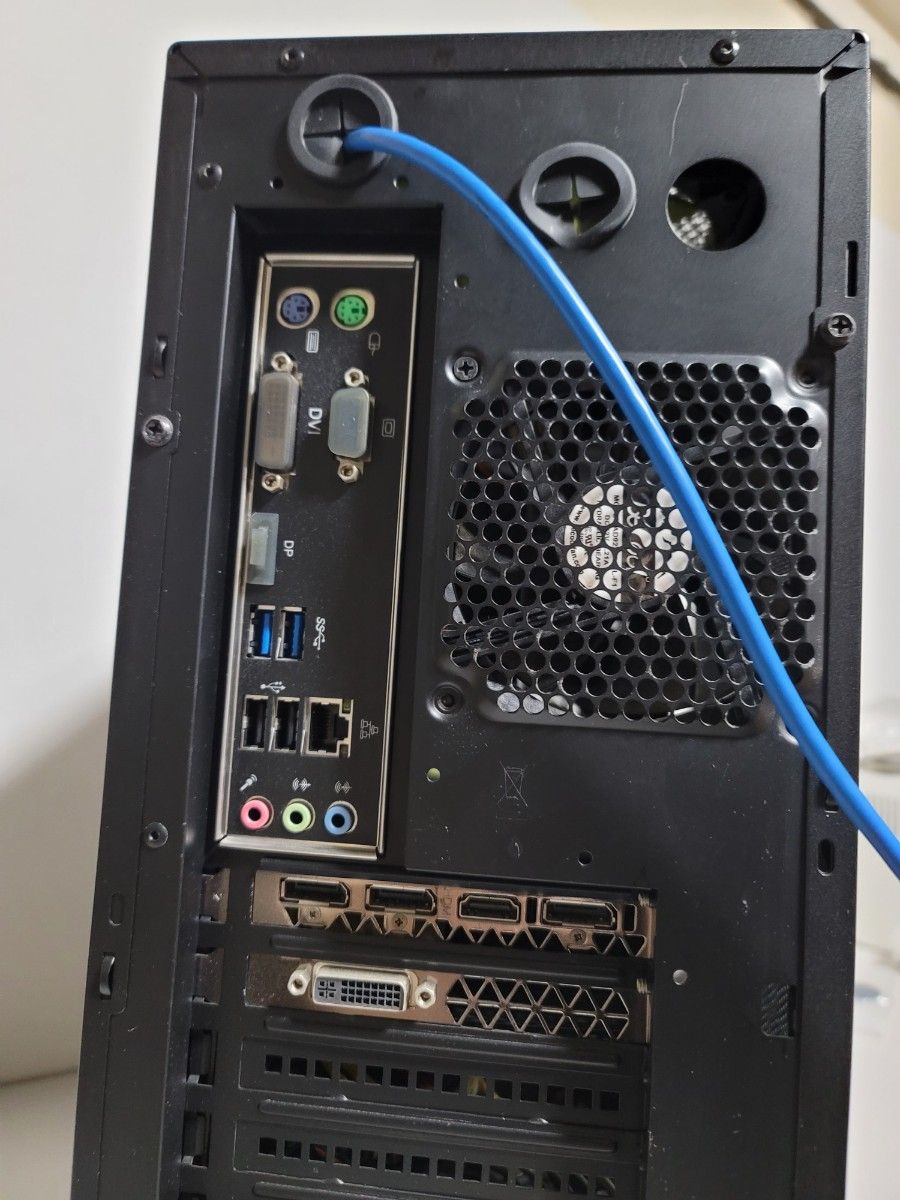 値下げ 美品 ゲーミングPC i5/16GB/GTX960/SSD フォートナイト 値下げ 美品 ゲーミングPC i5/16GB/GTX960/SSD フォートナイト