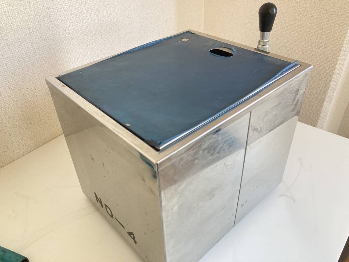 25045197 ビールサーバー SM-4 氷冷式 生ビール 中古 業務用 25045197 ビールサーバー SM-4 氷冷式 生ビール 中古 業務用