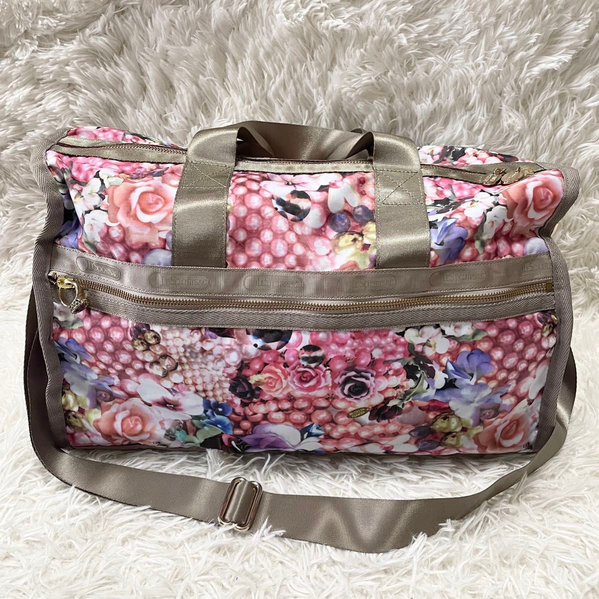 出産祝いなども豊富 美品】レスポートサック エリクソンビーモン 旅行バッグ 花柄 バッグ