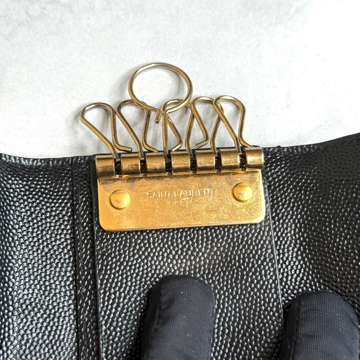 美品/希少】YSL サンローラン / カサンドラマトラッセキーケース 美品/希少】YSL サンローラン / カサンドラマトラッセキーケース
