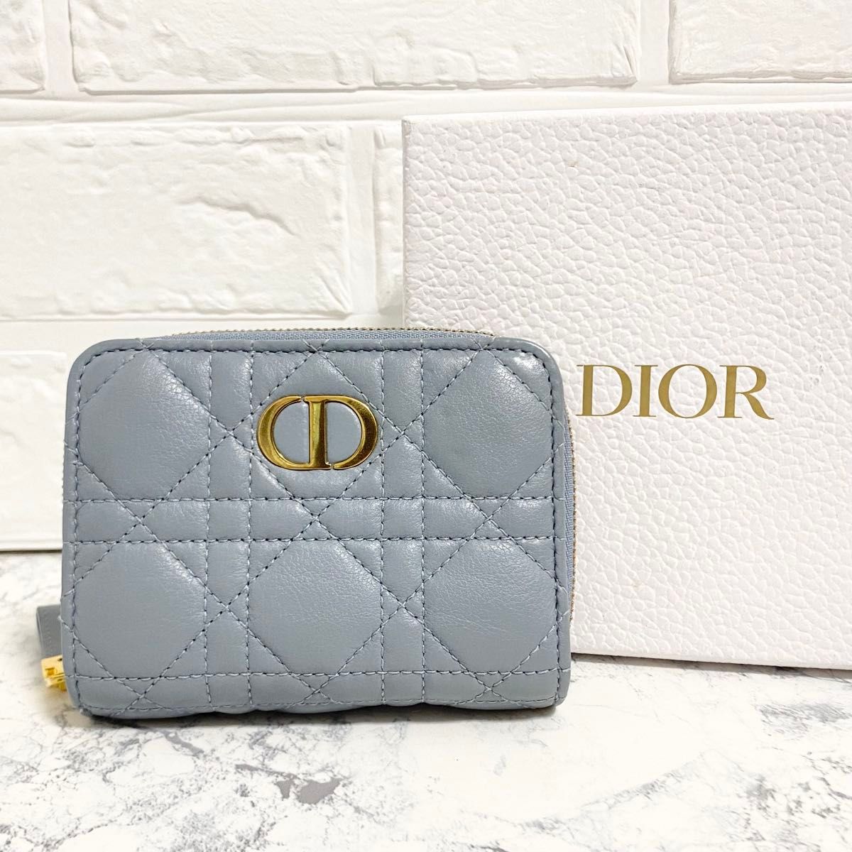 Dior クリスチャン ディオール カロ 二つ折り財布 カナージュ ライトブルー 限界価格 赤字覚悟 Dior クリスチャン ディオール カロ 二つ折り