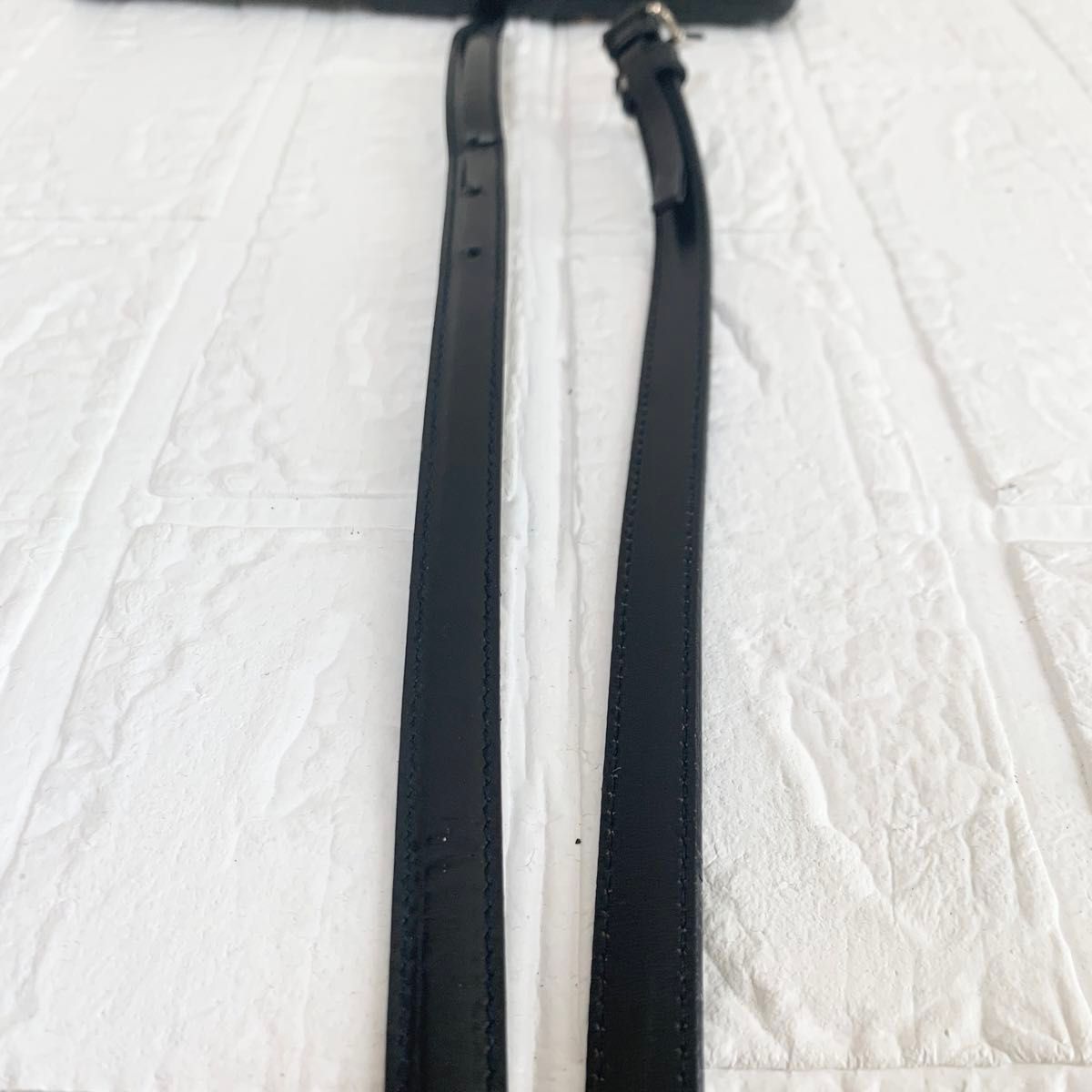 GUCCI グッチ ベルト Gバックル ブラック シルバー レディース GUCCI グッチ ベルト Gバックル ブラック シルバー レディース