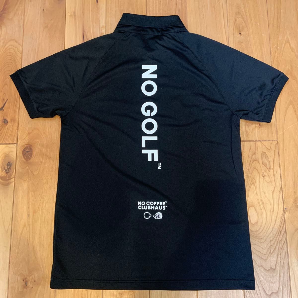 美品】NO COFFEE クラブハウス CLUBHAUS コラボ ポロシャツ 黒 M 美品】NO COFFEE クラブハウス CLUBHAUS コラボ ポロシャツ 黒 M