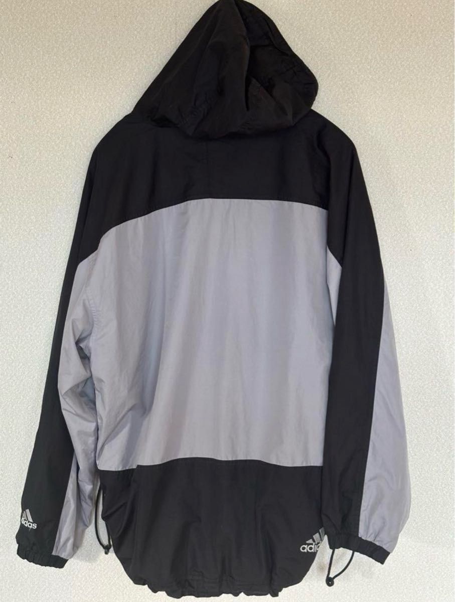アディダス adidas 90s万国旗タグ ナイロンジャケット ブラック アディダス adidas 90s万国旗タグ ナイロンジャケット ブラック