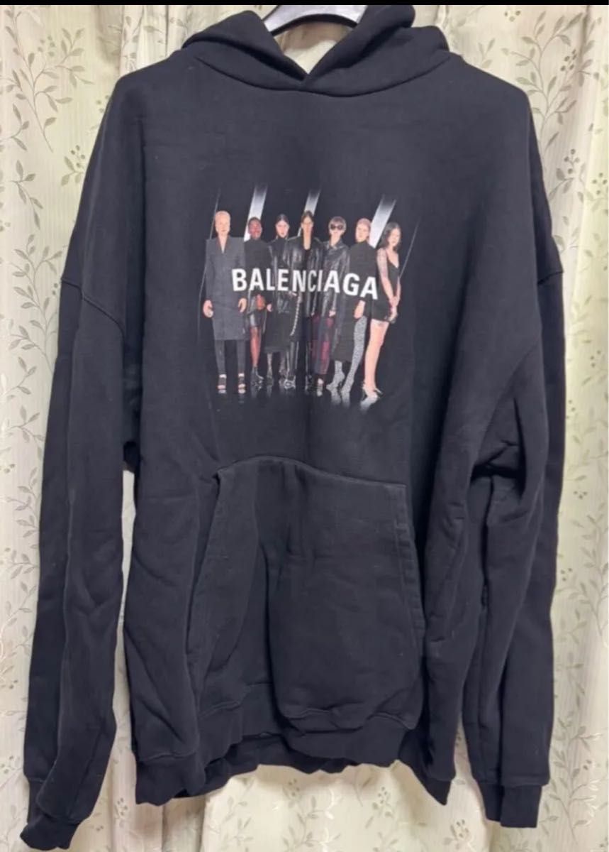 バレンシアガ パーカー 黒 BALENCIAGA スウェット|Yahoo!フリマ バレンシアガ パーカー 黒 BALENCIAGA スウェット|Yahoo!フリマ
