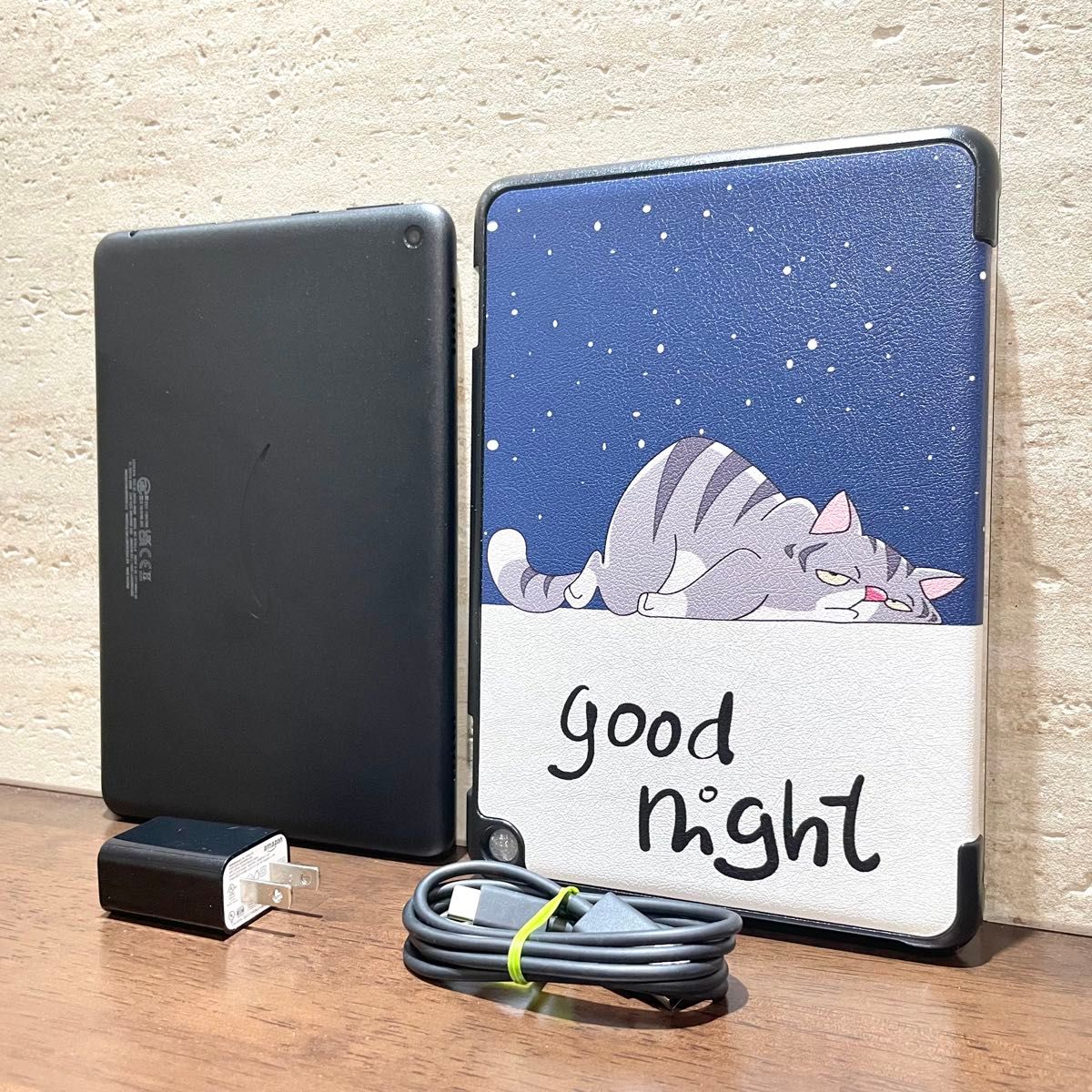 Amazon fire HD 8 ブラック 第10世代 2020年モデル 32GB 猫柄 Amazon fire HD 8 ブラック 第10世代 2020年モデル 32GB 猫柄