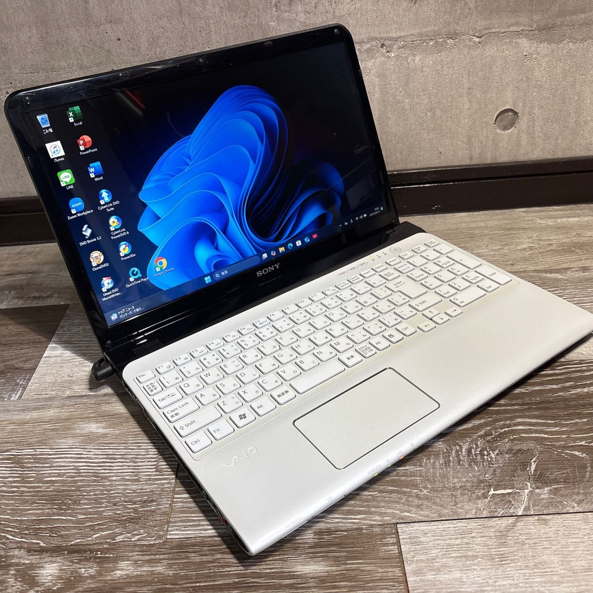 爆速仕様 Core i7 VAIOノートパソコン SSD Webカメラ|Yahoo 爆速仕様 Core i7 VAIOノートパソコン SSD Webカメラ|Yahoo