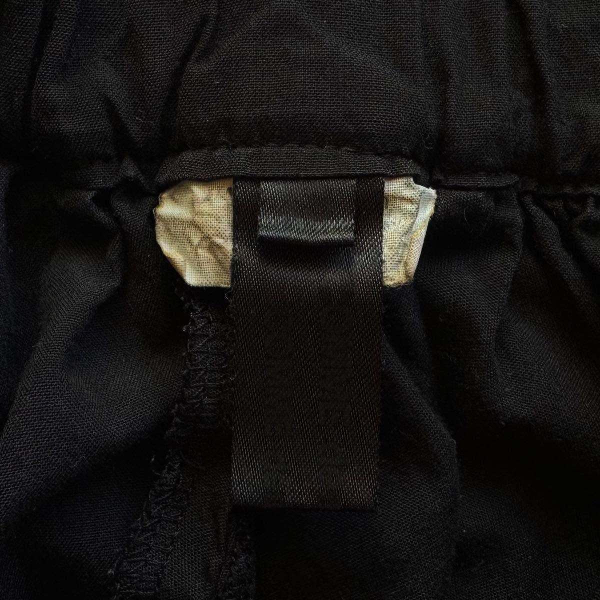 美品》COMME des GARCONS コムデギャルソン コムコム ポリ縮 美品》COMME des GARCONS コムデギャルソン コムコム ポリ縮
