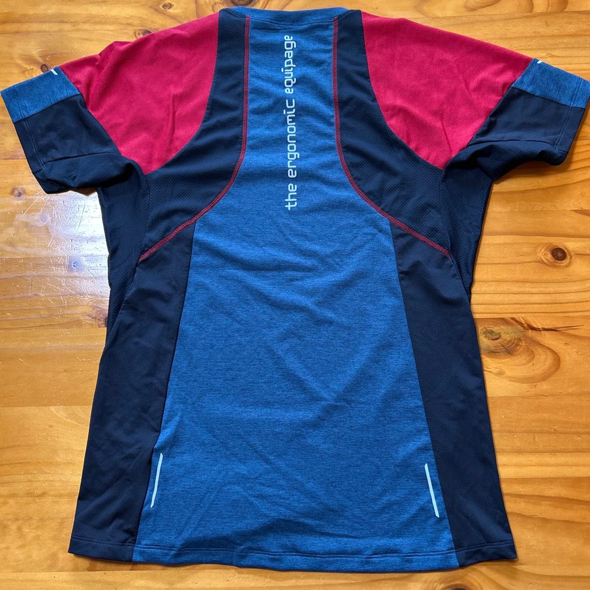 MONTURA モンチュラ 高機能 半袖Tシャツ 新品未使用 タグ付 MONTURA モンチュラ 高機能 半袖Tシャツ 新品未使用 タグ付