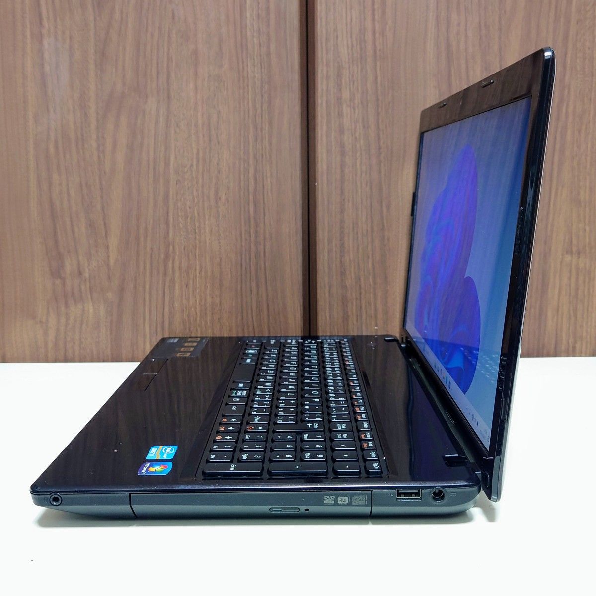 Lenovo Office2024 Corei7 16GB SSD512GB Windows11 Office2024 Lenovo Office2024 Corei7 16GB SSD512GB Windows11 Office2024