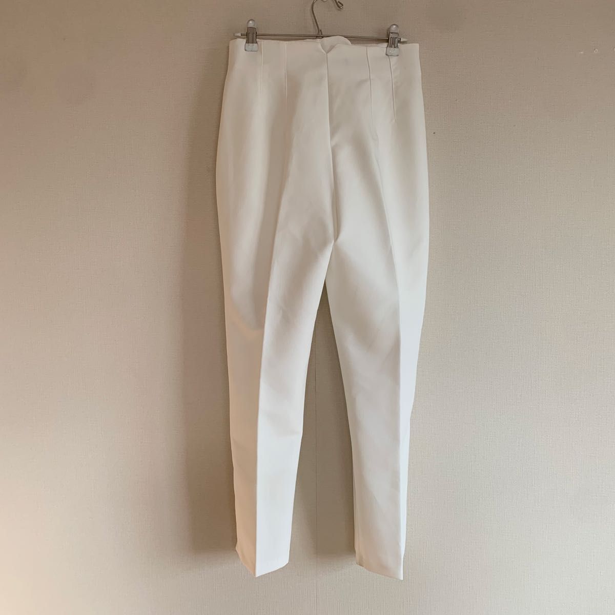 ザラ ハイウエスト テーパードパンツ スラックス センタープレス ザラ ハイウエスト テーパードパンツ スラックス センタープレス