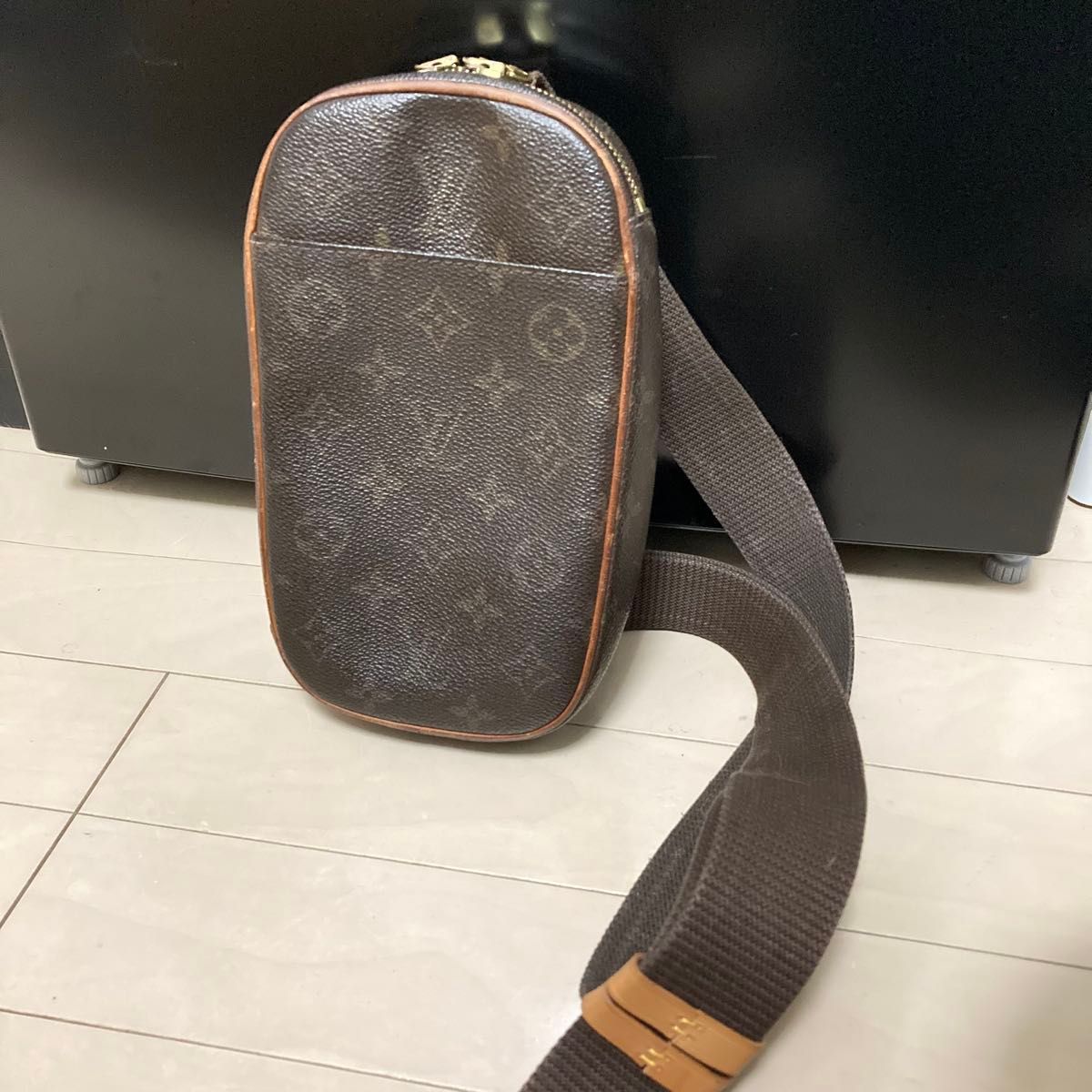 LOUIS VUITTON ルイヴィトン モノグラム ポシェット ガンジュ LOUIS VUITTON ルイヴィトン モノグラム ポシェット ガンジュ