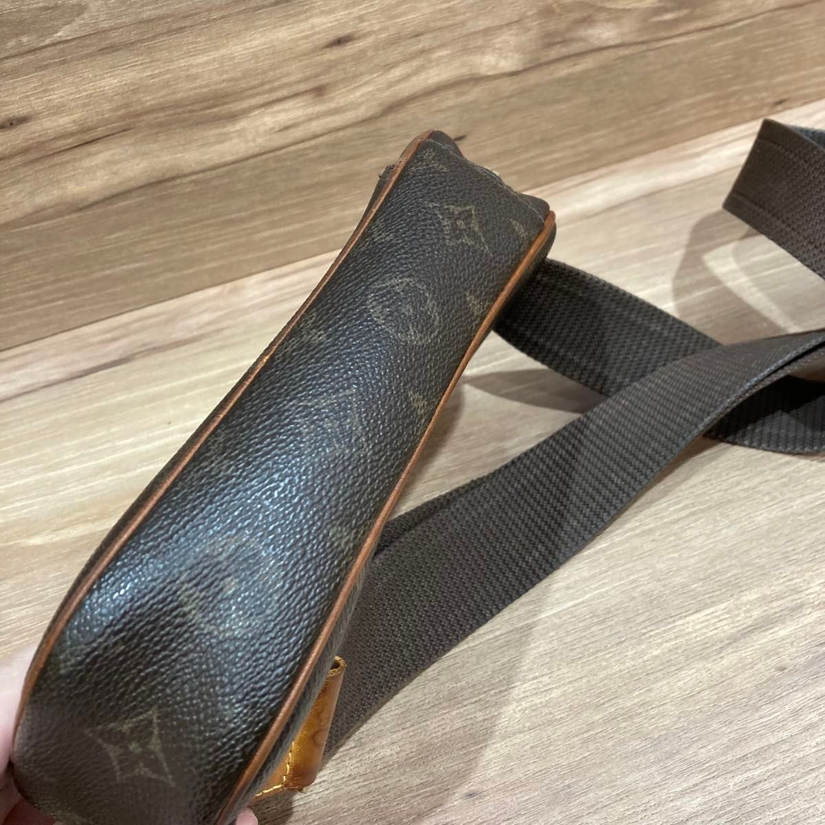 LOUIS VUITTON ルイヴィトン モノグラム ポシェット ガンジュ LOUIS VUITTON ルイヴィトン モノグラム ポシェット ガンジュ