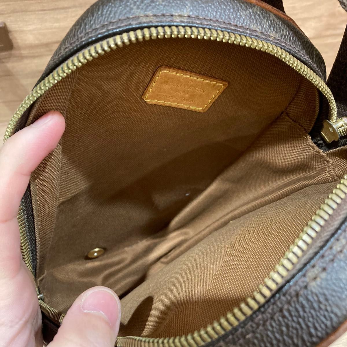 LOUIS VUITTON ルイヴィトン モノグラム ポシェット ガンジュ LOUIS VUITTON ルイヴィトン モノグラム ポシェット ガンジュ