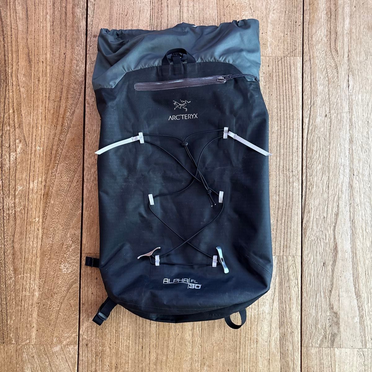 ARC'TERYX ALPHA 30 バックパック|Yahoo!フリマ(旧PayPayフリマ) ARC'TERYX ALPHA 30 バックパック|Yahoo!フリマ(旧PayPayフリマ)