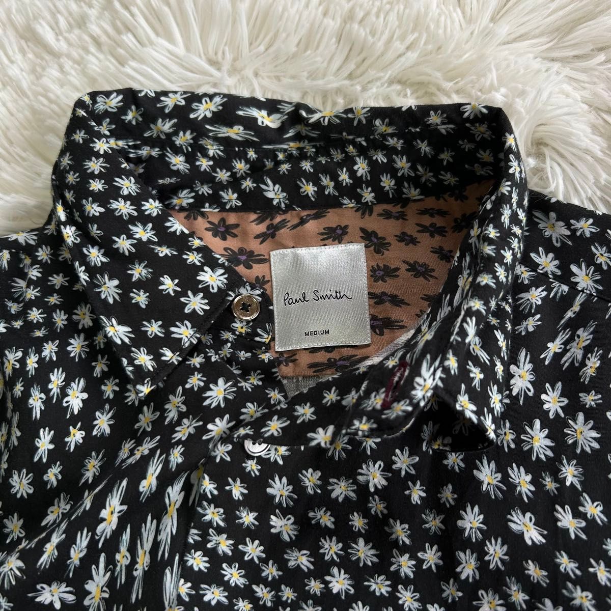 Paul Smith ポールスミス 花柄 長袖シャツ Mサイズ 美品 総柄 黒 Paul Smith ポールスミス 花柄 長袖シャツ Mサイズ 美品 総柄 黒