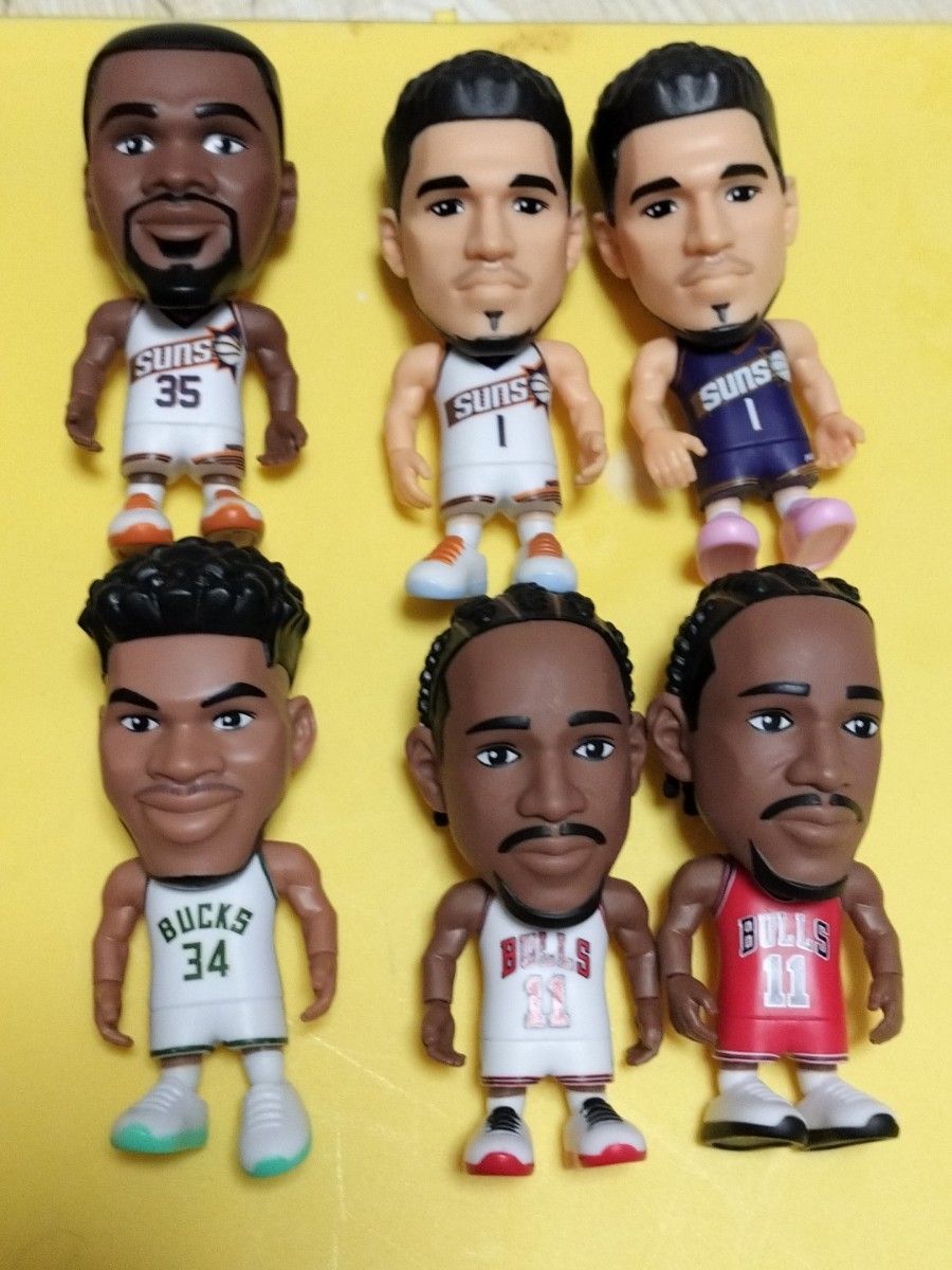 Amazon.com: 5 Surprise NBA Ballers Series 1 (2 Pack) Toy