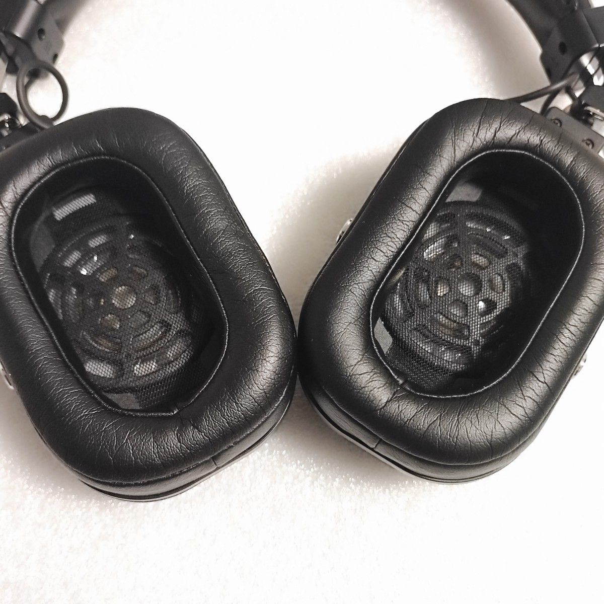 BOSS 技 WAZA-AIR ギター ワイヤレス ヘッドフォン アンプ 電池 BOSS 技 WAZA-AIR ギター ワイヤレス ヘッドフォン アンプ 電池