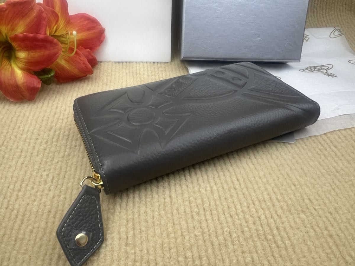 Vivienne Westwood 財布 ヴィヴィアンウエストウッド 長財布 型 Vivienne Westwood 財布 ヴィヴィアンウエストウッド 長財布 型